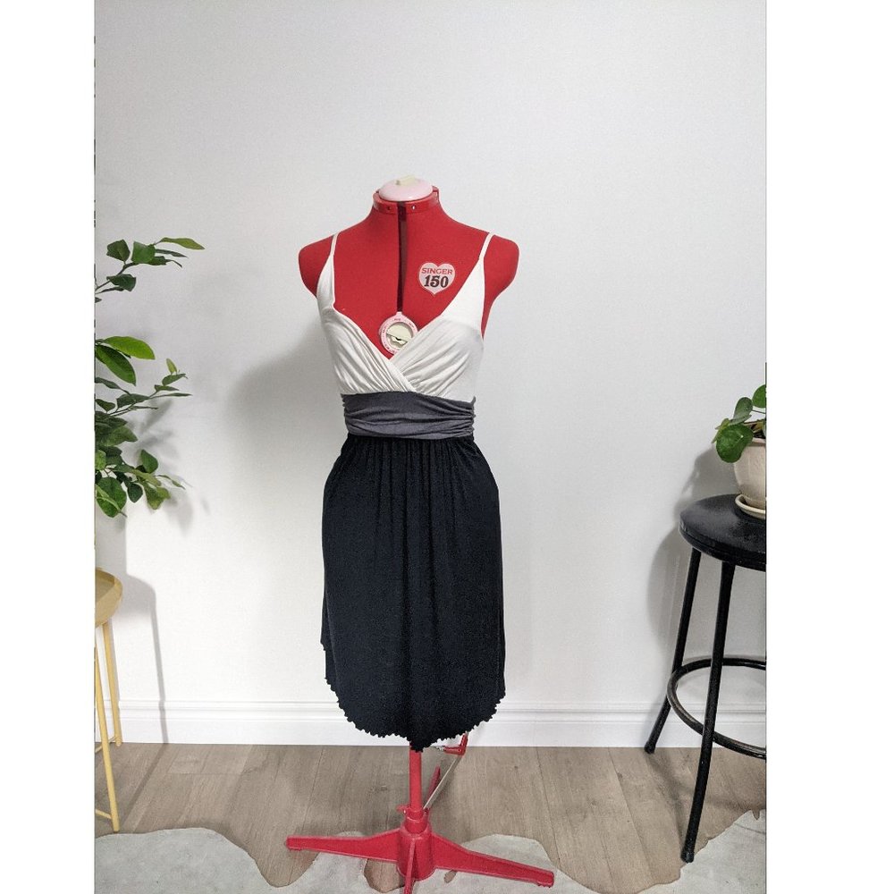 Spoof 1 size dress